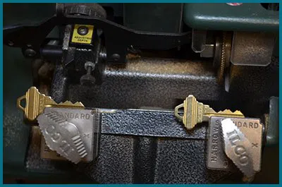 Father Son Locksmith Shop Phoenix, AZ 480-612-9230 Father Son Locksmith Shop Phoenix, AZ 480-612-9230 - 65-14